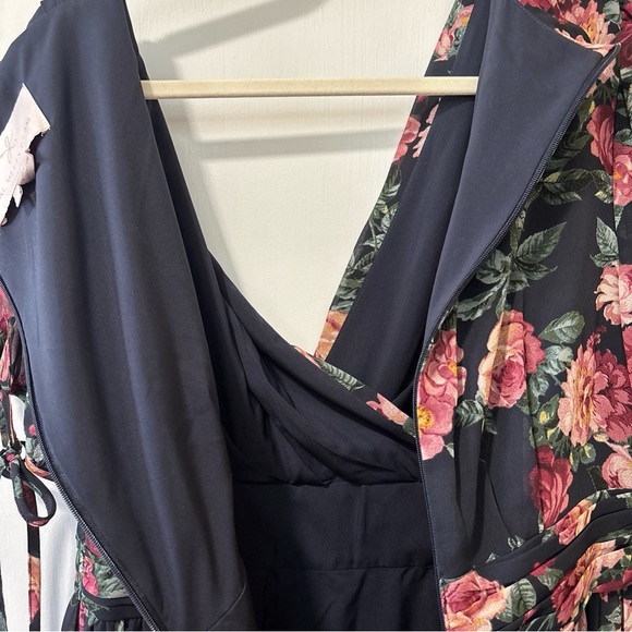 Gal Meets Glam Ashlyn Chiffon Dress Floral Maxi Fit & Flare Size 8 P Petite - Picture 8 of 8